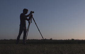 Fstoppers - Mike Kelley’s Ultimate Sky Library (2019) with Mike Kelley