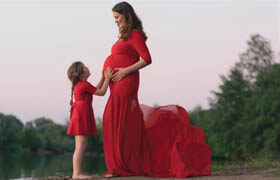 Shoot Create Captivate - Reflecting Maternal Love