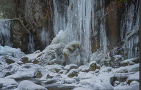 FotoTripper - Frozen Waterfall Photography - Photoshop Tutorials